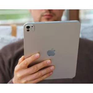 Apple 11-inch IPad Pro 2025 M5 Wi-Fi, 512GB and 12GB RAM, 12MP Camera, Stylus and Keyboard support  - بندانگشتی 10