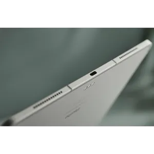 Apple 13-inch IPad Pro 2025 M5 Wi-Fi Nano-Texture, 1TB and 16GB RAM, 12MP Camera, Stylus and Keyboard support - بندانگشتی 10