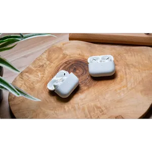 Apple AirPods Pro 2nd Generation Type-C Bluetooth Headphones - بندانگشتی 11