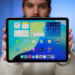 Apple ipad Air 13 2025 M3 WiFi 128G 8G RAM Tablet - بندانگشتی 22