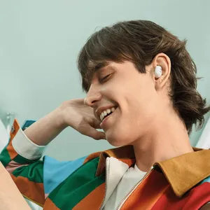 هدفون بلوتوثی شیائومی مدل Redmi Buds 6 Play با نویز کنسلینگ میکروفون (ENC)، درگاه شارژ USB Type-C، با قابلیت اتصال به چند دستگاه، دارای تکنولوژی صدای 360، دارای قابلیت شارژ سریع، مقاوم در برابر پاشش آب (IPX4) - بندانگشتی 12