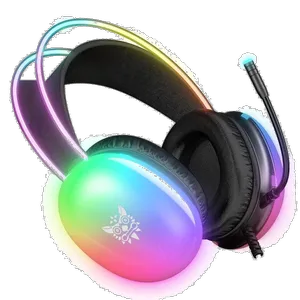 هدست گیمینگ اونیکوما مدل X25 RGB با نویز کنسلینگ میکروفون (ENC)، بدون قابلیت شارژ، اتصال از طریق جک 3.5 میلی متری صدا، دارای دکمه قطع و وصل میکروفون و دکمه کنترل صدا، طراحی ارگونومیک و بالشتک‌های نرم و قابل تنظیم، مقاوم در برابر رطوبت و عرق - بندانگشتی 5