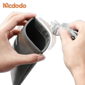 کیف لوازم جانبی مک دودو مدل CB-124 Nubuch L Editaition - بندانگشتی 3