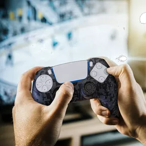 محافظ دسته پلی استیشن 5 اسپارک فاکس مدل Silicone Grip Pack Digital Camo به همراه روکش آنالوگ - بندانگشتی 3
