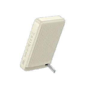 پاوربانک 30 وات مک دودو مدل MC-781 ظرفیت 10000 میلی‌آمپرساعت - بندانگشتی 17