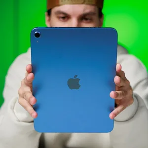 Apple iPad 2025 Wi-Fi 512GB and 6GB RAM Tablet, 12 MP Main Camera, Stylus Support - angle 40