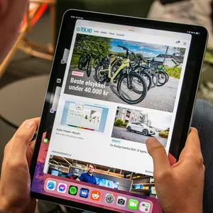 Apple iPad Air 13-inch 2026 M4 Wi-Fi, 128GB and 8GB RAM Tablet, 12MP Main Camera, Stylus and Keyboard Support - angle 45