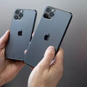 Apple iPhone 11 Pro A2217 Dual SIM 256GB Mobile Phone - angle 7