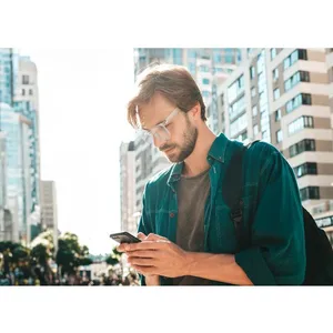 عینک هوشمند گرین لاین مدل HAMBURG با لنز UV400 و قابلیت مکالمه - angle 5